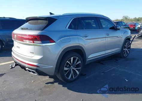 2025 Volkswagen Atlas Cross Sport 2.0T Sel Premium R-Line z USA, uszkodzony, nr VIN 1V2FE2CA3SC212810